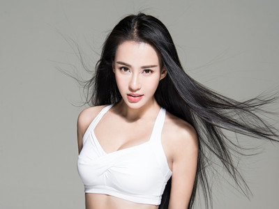 母其弥雅是怎么红的 龙女郎母其弥雅个人资料她结婚没