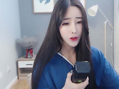 张开凤是男的还是女 坐拥千万粉丝却是性别成迷