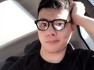 黄毅清家境如何 为何他能与王思聪在娱乐圈这么刚