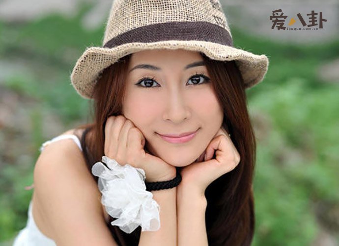李艾佳怎么了