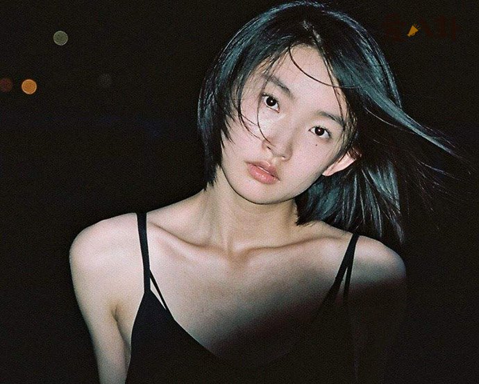 周依然资源为何这么好