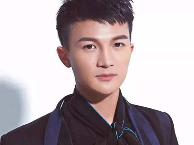 周深现任女友是谁 他的感情经历是怎么样的