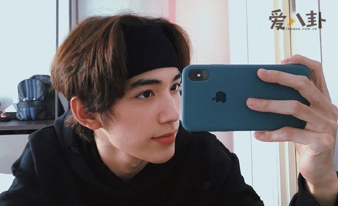 蔡正杰自拍照