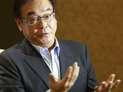 尔冬升现任老婆是谁 其过往情史如何渣男称号又是如何得来