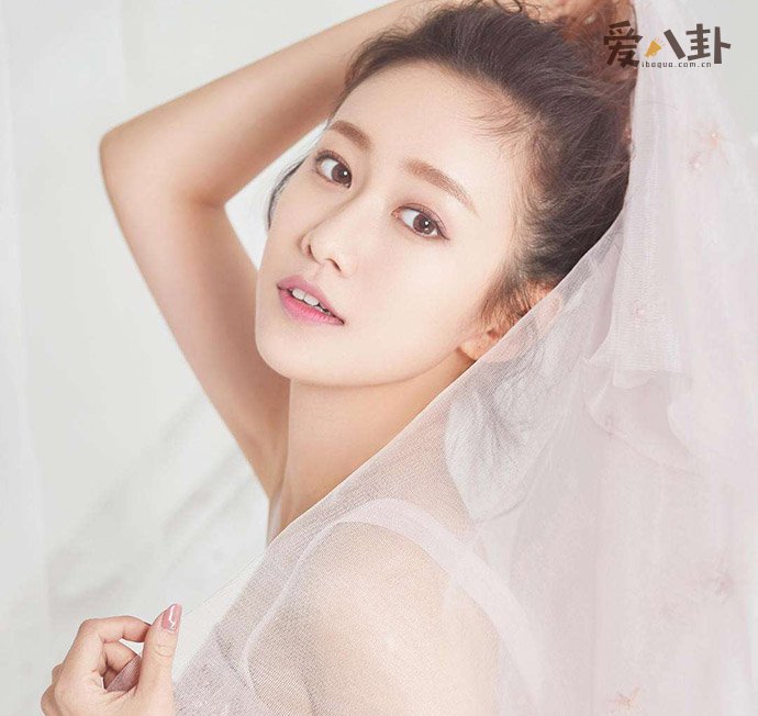 刘美含男友是谁