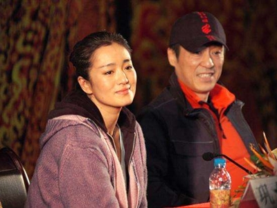 最佳导演张艺谋获奖 与巩俐互相成就