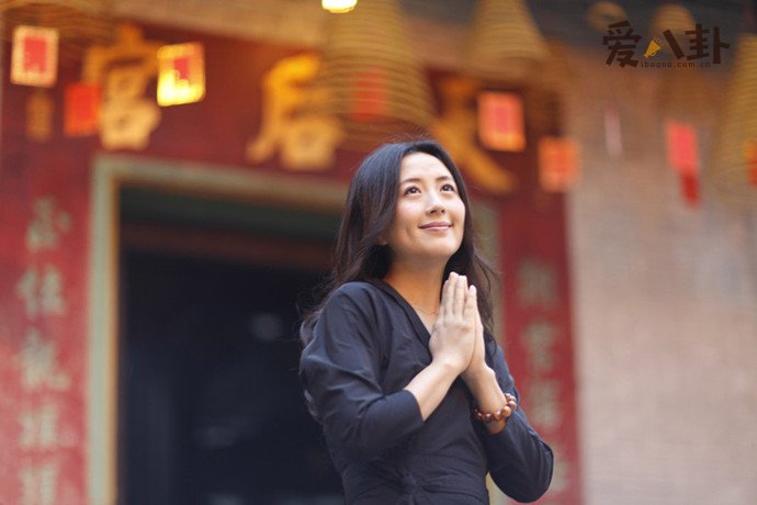 杨童舒儿子身份成谜