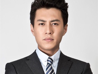 靳东主演的电视剧有哪些 哪部剧是最好看的为什么
