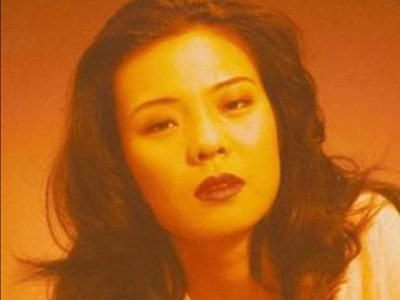 歌手谢津为什么会坠亡 死因不明不白她是看到什么东西了吗
