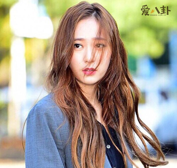 郑秀晶权志龙什么关系