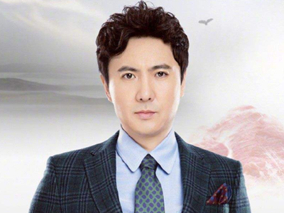 沈腾评论韩寒没人接机 两人搞笑互怼名场面