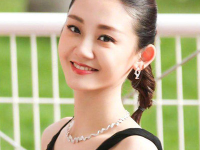 苗苗真名叫什么 她真的姓苗吗为何名字这么奇怪