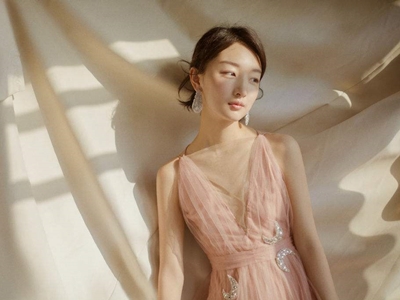 周冬雨三金满贯 继周迅章子怡后第三位满贯影后