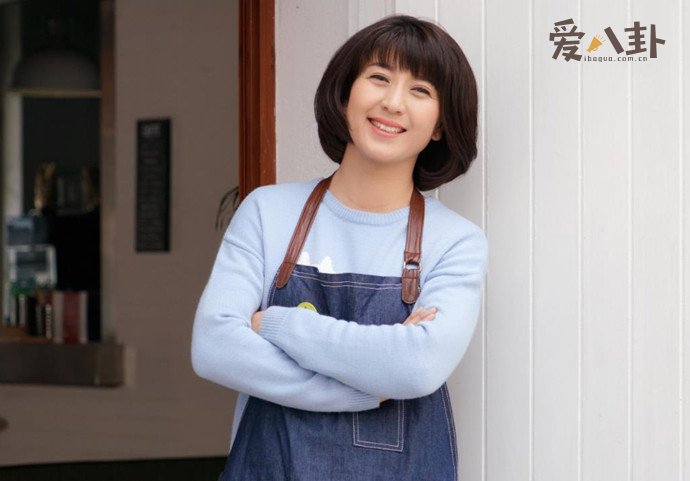 闫学晶剧照