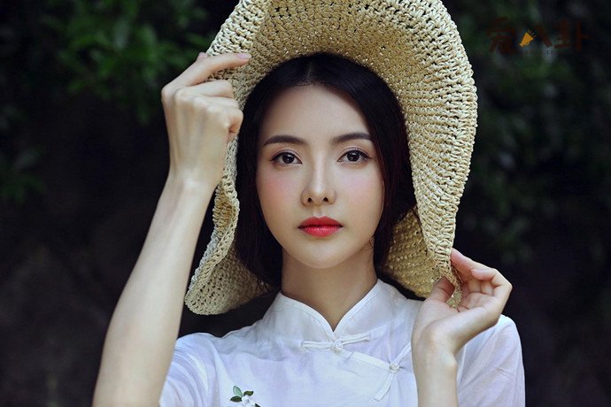 张芷溪吴秀波绯闻