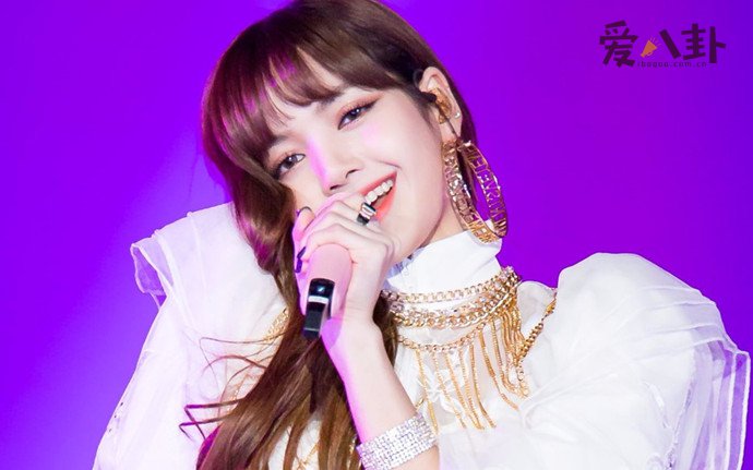 Lisa被前经纪人骗钱