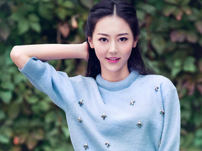 黄梦莹为什么不红呢 网友称黄梦莹资源太差长得也不美