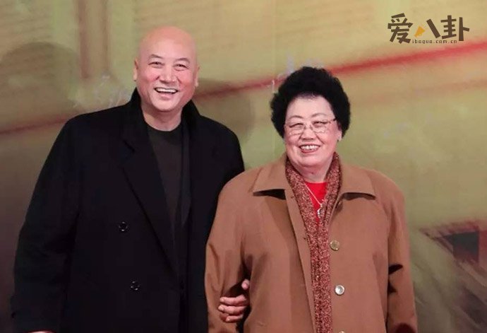 迟重瑞与妻子陈丽华照片