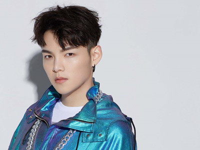朱星杰王小岚恋爱曝光 两人的回应却不一致这是怎么回事