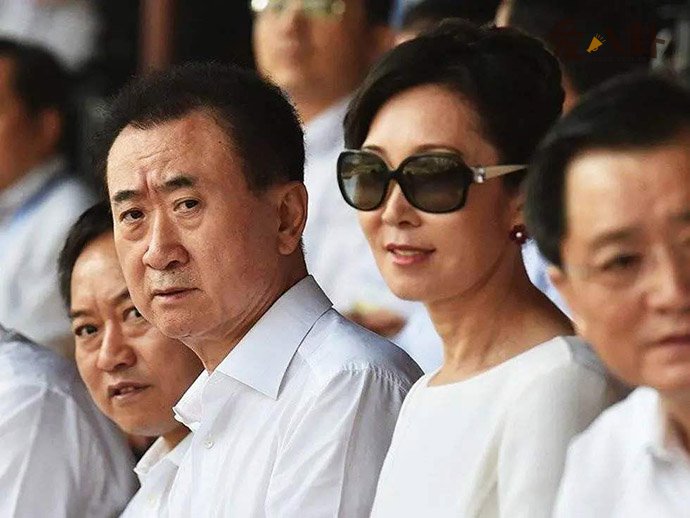 王健林林宁照片