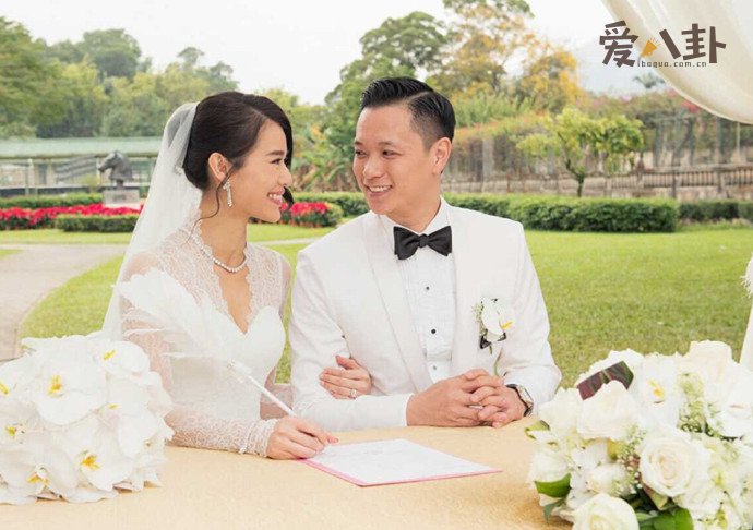 胡杏儿李乘德结婚