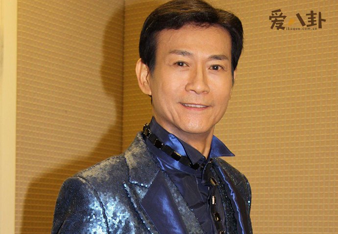 郑少秋照片