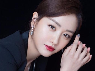 杨蓉整容了 被批天生没有女主相