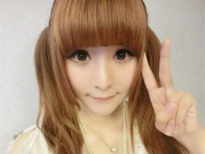 郭麒麟女友桃宝曝光 身份竟然是一名网红coser
