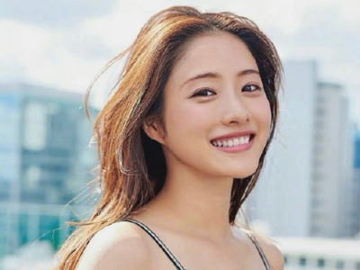 石原里美已于去年领证 如今正式入籍结婚,网友:祝福十元