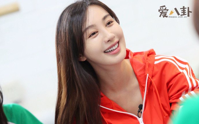 李菲儿成