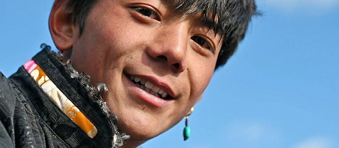 丁真照片