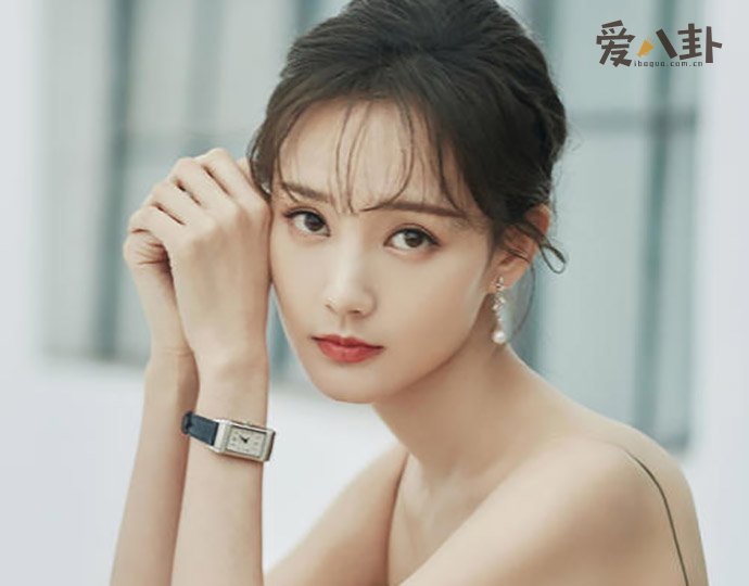 李一桐侯明昊关系如何