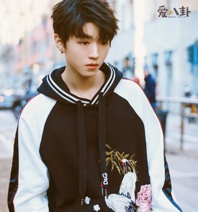新综艺《长大成人》改名《恰好是少年》