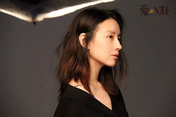 董洁照片