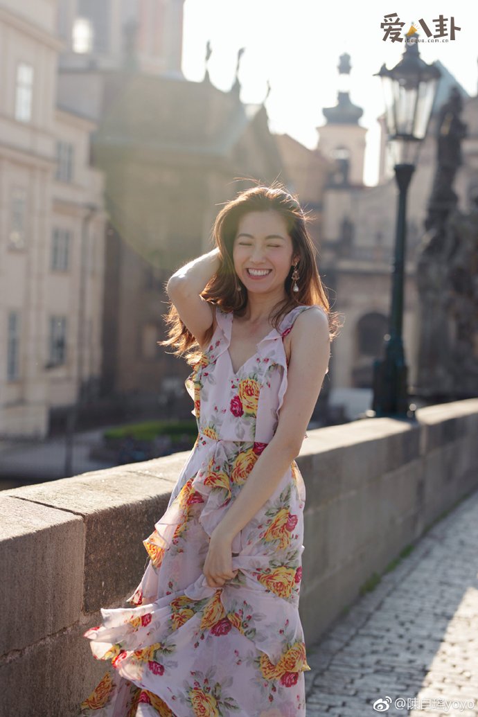 陈自瑶曾经公开承认是女同