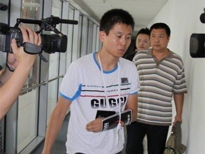 李鹤彪打记者事件当年真相 事后反而得到郭德纲力捧