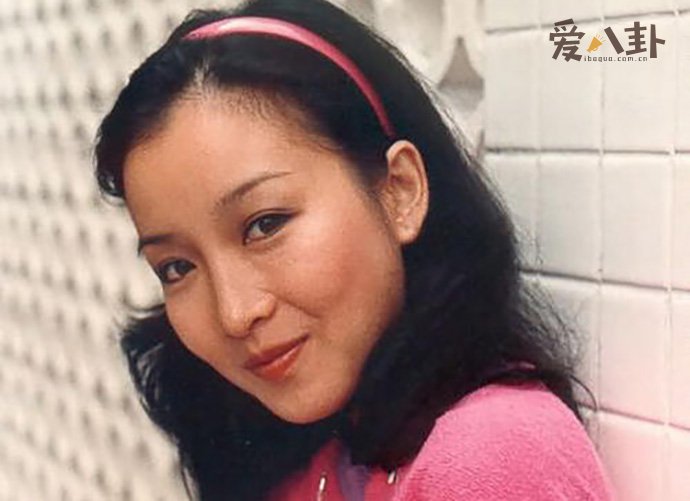 黄杏秀原生家庭起底