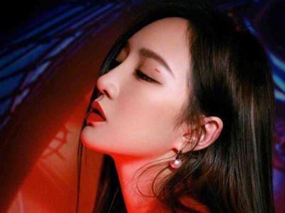 孟佳新歌封面抄袭怎么回事 孟佳新歌封面抄袭了谁