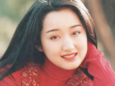 杨钰莹为什么叫岗岗 起底杨钰莹岗岗名称由来太有爱了
