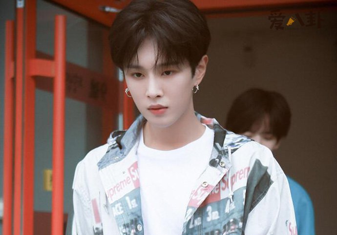 李汶翰照片