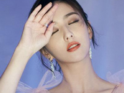 佟丽娅陈思诚什么时候离的婚 2人女儿最后跟了谁
