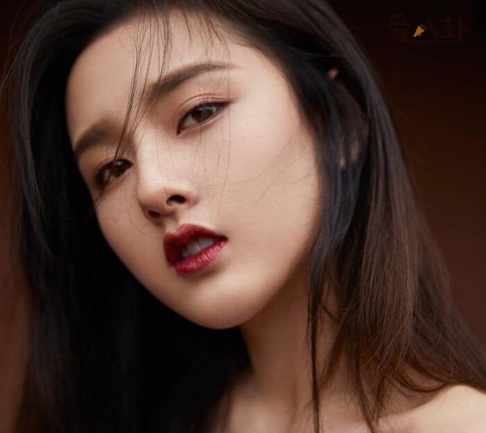 小鸡嘴女星