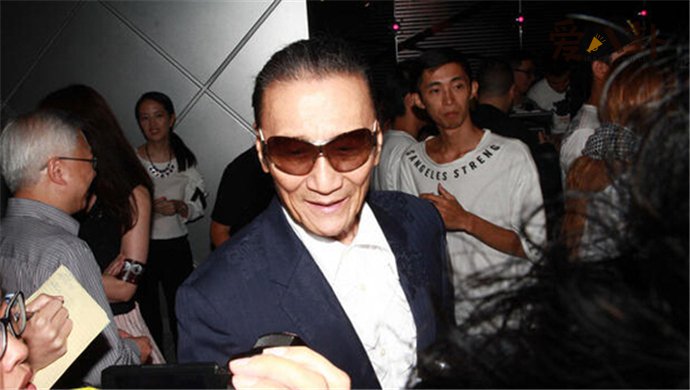 谢贤的老婆一共有几个