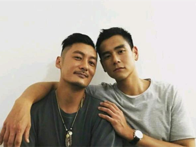 余文乐祝彭于晏早日脱单 庆生晒出同框合照