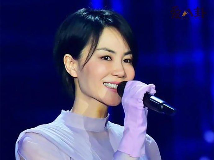 王菲照片