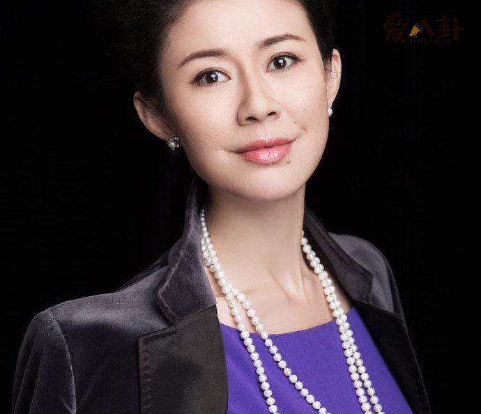 梁宏达妻子荆慕瑶