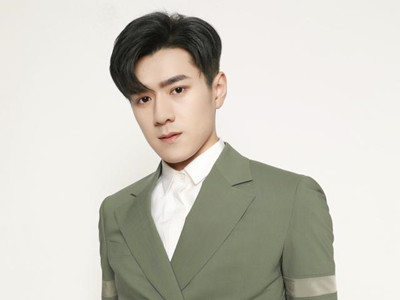 易柏辰个人资料 易柏辰为什么叫易恩这是原名吗