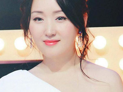 杨钰莹当初出什么事了 杨钰莹为何现今人气如此低迷