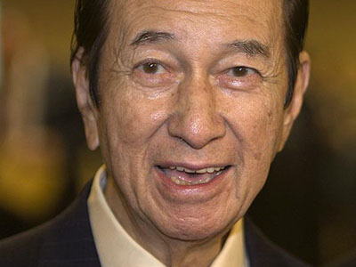 赌王四个太太不犯法吗 起底赌王何鸿燊拥有4个老婆的原因