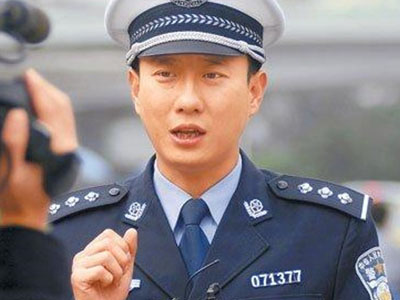 谭警官二仙桥什么梗 谭谈交通二仙桥是在第几期